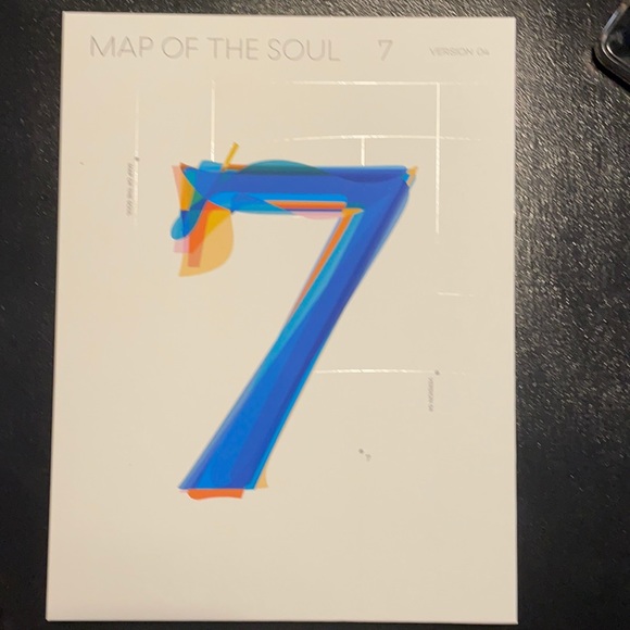 Map Of The Soul 7 (Ver. 04) - Picture 1 of 5